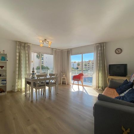 Apartamentos Ch Салоу Экстерьер фото