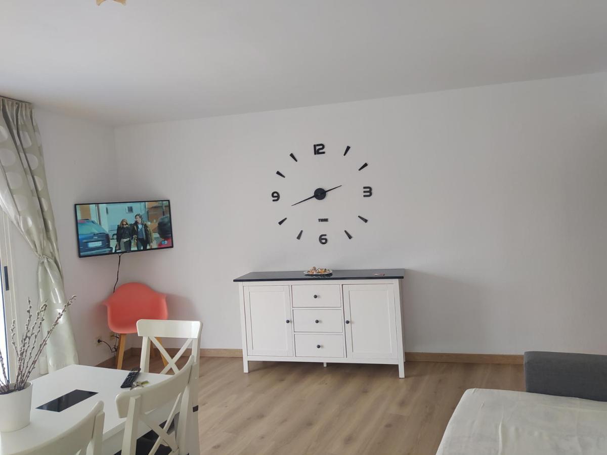 Apartamentos Ch Салоу Экстерьер фото